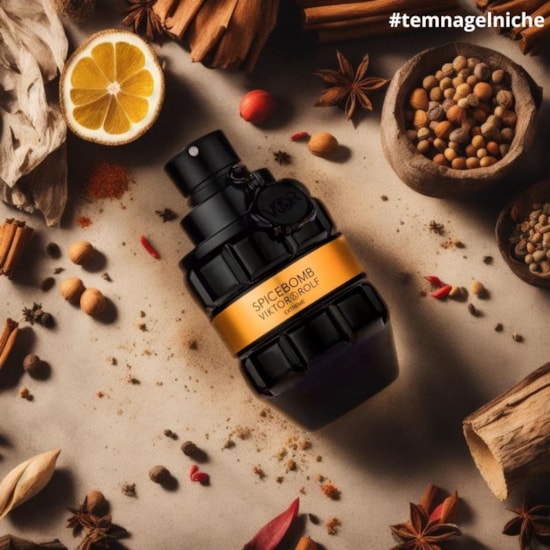 Amostra Perfume Spicebomb Extreme - Viktor & Rolf - Masculino - Eau de Parfum - 2ml Amostra Perfume Spicebomb Extreme - Viktor & Rolf - Masculino - Eau de Parfum - 2ml