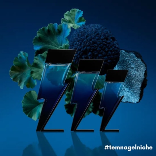 Kit Coffret Bad Boy Cobalt - Carolina Herrera - Masculino - Perfume 100ml + Shower Gel 100ml Kit Coffret Bad Boy Cobalt - Carolina Herrera - Masculino - Perfume 100ml + Shower Gel 100ml