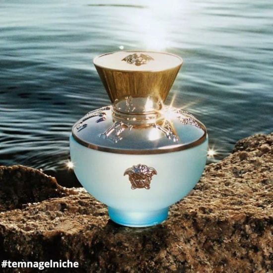 Perfume Dylan Turquoise Pocket - Versace - Feminino - Eau de Toilette - 10ml Perfume Dylan Turquoise Pocket - Versace - Feminino - Eau de Toilette - 10ml