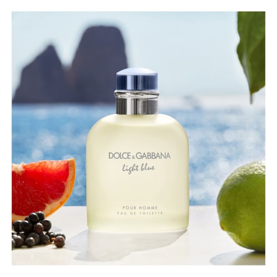 Perfume Light Blue Pour Homme - Dolce & Gabbana - Masculino - Eau de Toilette - 125ml Perfume Light Blue Pour Homme - Dolce & Gabbana - Masculino - Eau de Toilette - 125ml