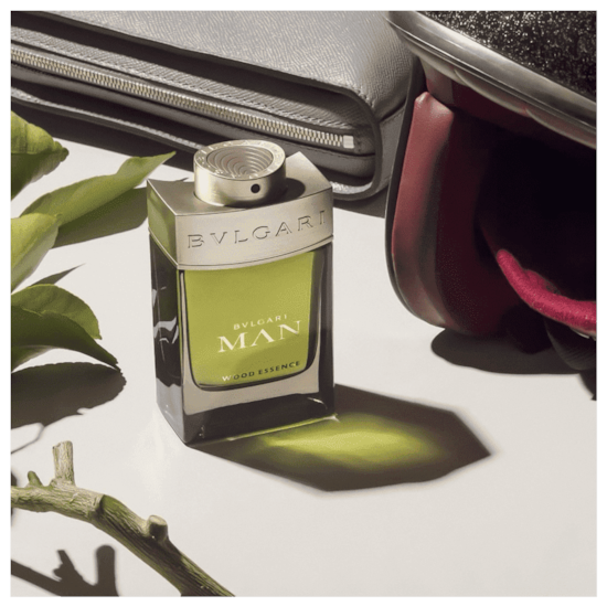 Perfume Man Wood Essence - Bvlgari - Masculino - Eau de Parfum - 100ml Perfume Man Wood Essence - Bvlgari - Masculino - Eau de Parfum - 100ml
