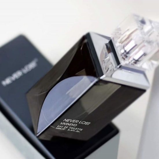 Perfume Never Lost Black - Vivinevo - Masculino - Eau de Toilette - 100ml Perfume Never Lost Black - Vivinevo - Masculino - Eau de Toilette - 100ml