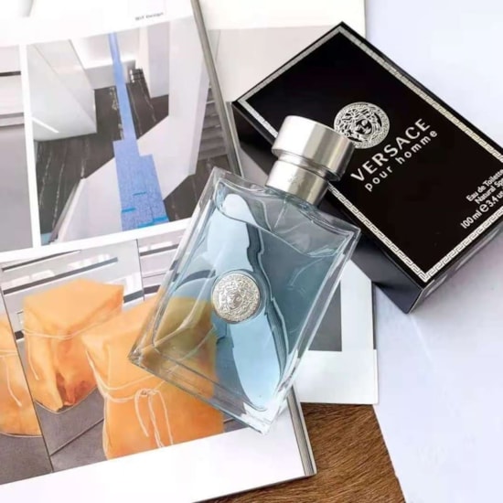 Perfume Versace Pour Homme - Versace - Masculino - Eau de Toilette - 100ml Perfume Versace Pour Homme - Versace - Masculino - Eau de Toilette - 100ml